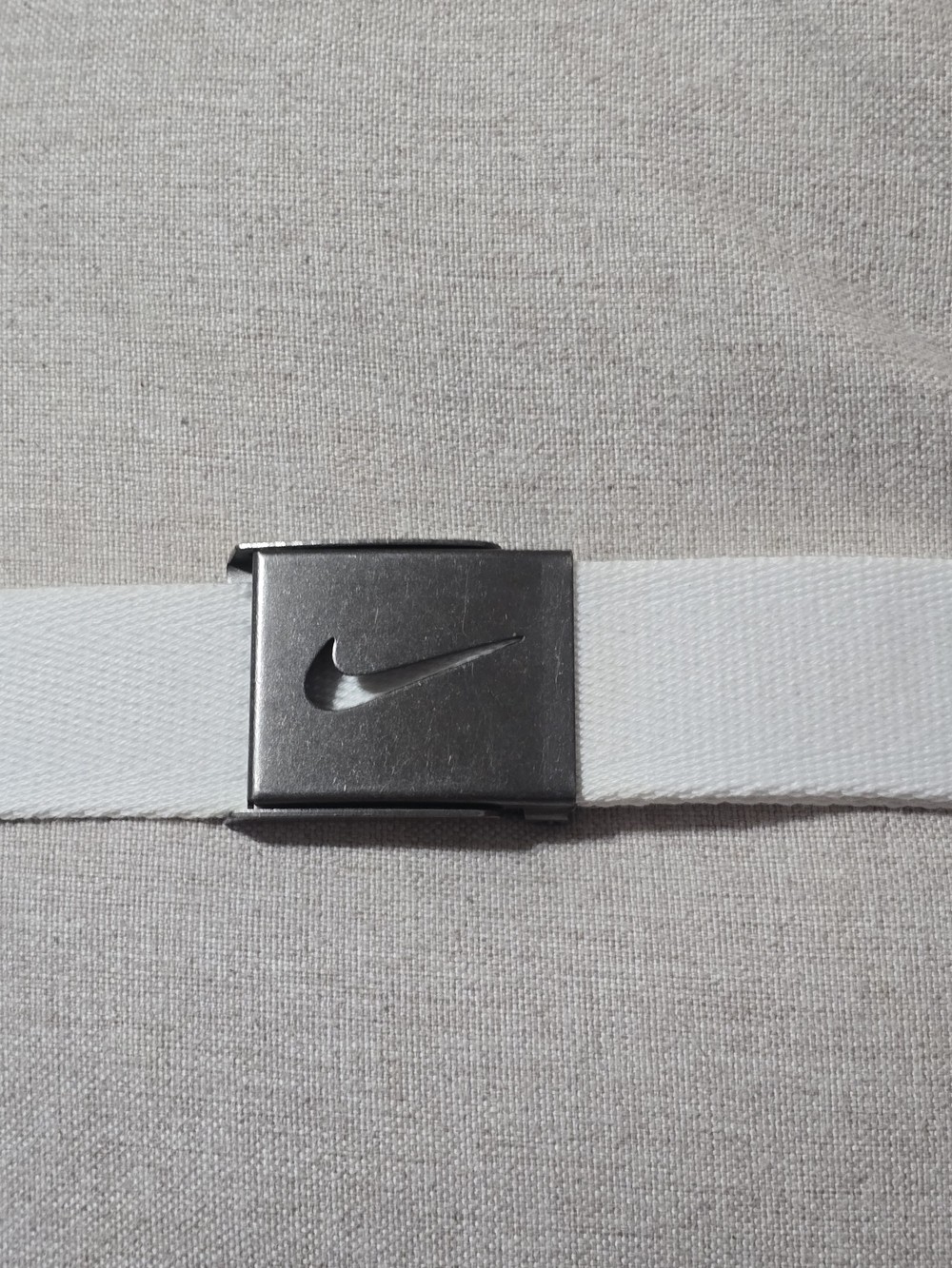 Nike White Webbing Belt satin silver swoosh buckle minimalist golf mens b105